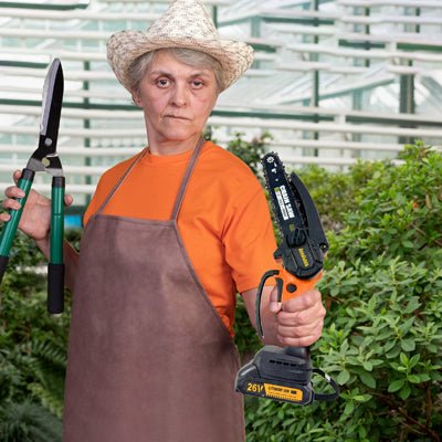 Electric Chainsaw: The Ultimate Tool for Easy Yard Maintenance?