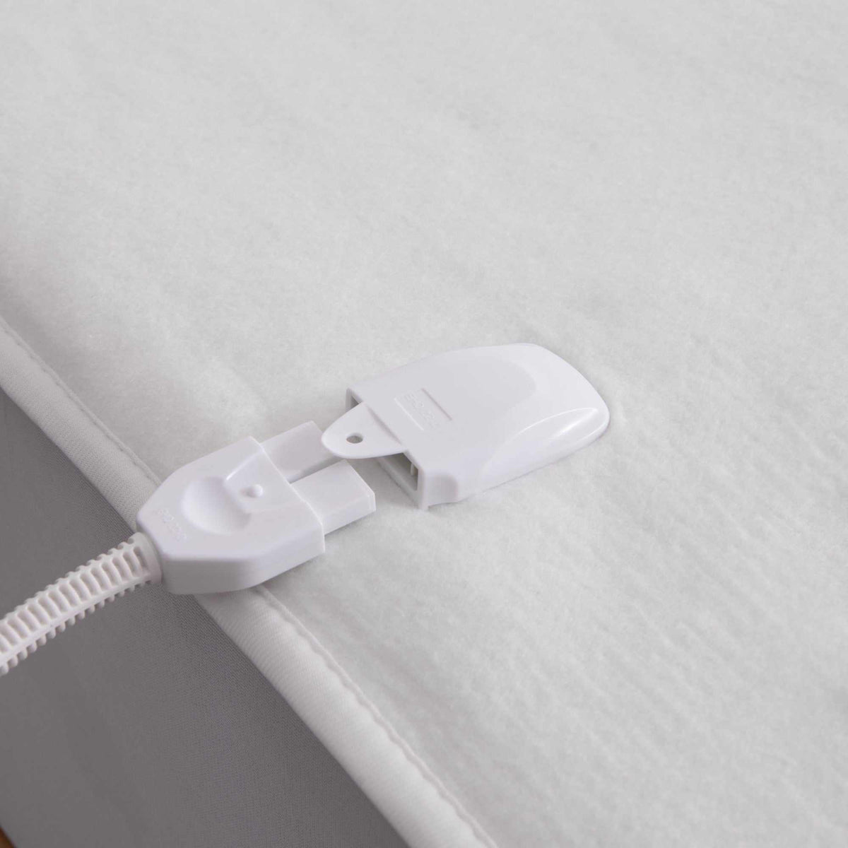 Temperature control electric blanket for home